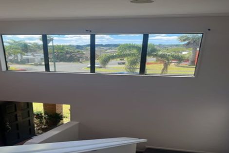 Photo of property in 16 Lamia Place, The Gardens, Auckland, 2105