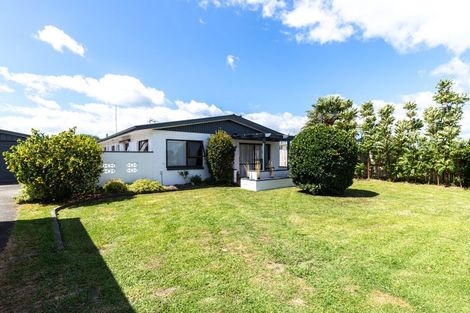 Photo of property in 50 Mahana Road, Ngatea, 3503