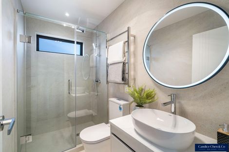 Photo of property in 4/16 Binsted Road, New Lynn, Auckland, 0600