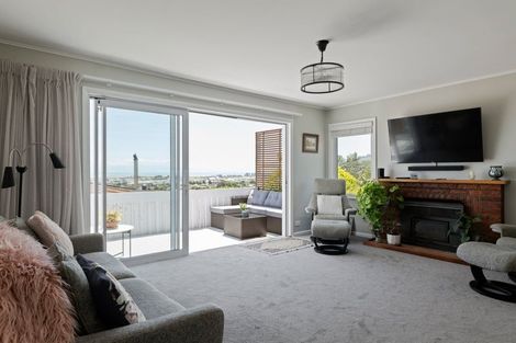 Photo of property in 1/104 The Ridgeway, Stoke, Nelson, 7011