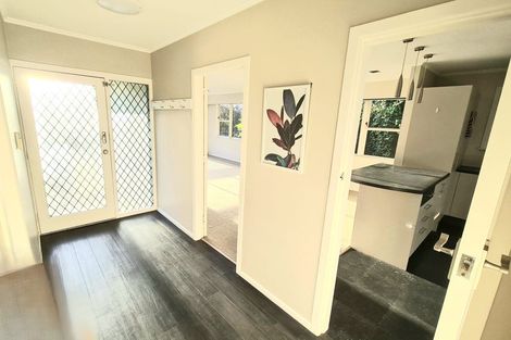 Photo of property in 9 Damian Grove, Waterloo, Lower Hutt, 5011