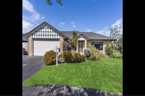 Photo of property in 1 Ashland Place, Weymouth, Auckland, 2103