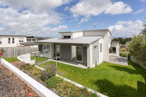 Photo of property in 4 Ravello Rise, Flat Bush, Auckland, 2019
