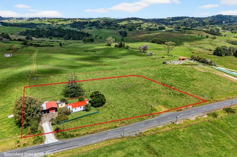 Photo of property in 170 Kaiwaka-mangawhai Road, Kaiwaka, Wellsford, 0975