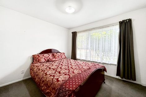 Photo of property in 8 Davidson Crescent, Hornby, Christchurch, 8042