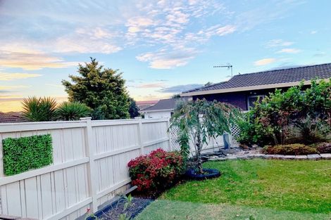 Photo of property in 2/11 Taiko Court, Northpark, Auckland, 2013