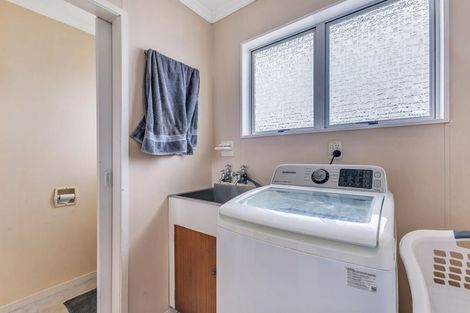 Photo of property in 43b Fulford Street, New Plymouth, 4310