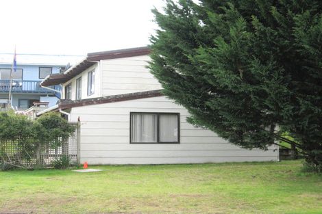 Photo of property in 100 Ocean Beach Road, Tairua, 3508