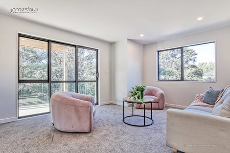 Photo of property in 52 Blacks Road, Greenhithe, Auckland, 0632