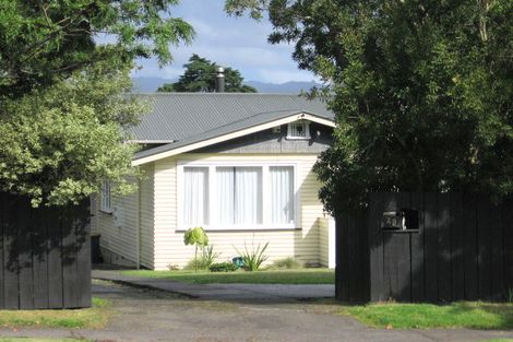Photo of property in 49a View Road, Henderson, Auckland, 0612