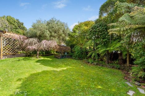 Photo of property in 79 Pahiatua Street, Hokowhitu, Palmerston North, 4410