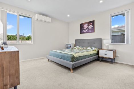 Photo of property in 9 Toropapa Close, Takanini, 2110