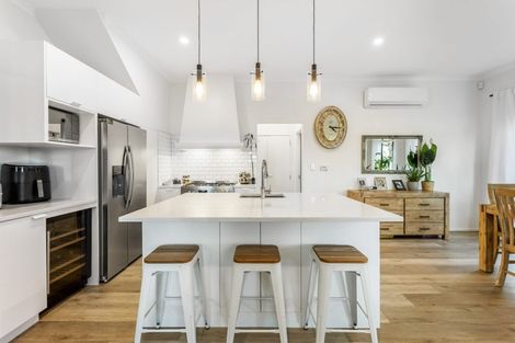 Photo of property in 2 Quarter Deck Lane, Gulf Harbour, Whangaparaoa, 0930