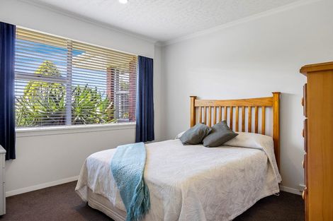 Photo of property in 138 Warren Crescent, Hillmorton, Christchurch, 8025