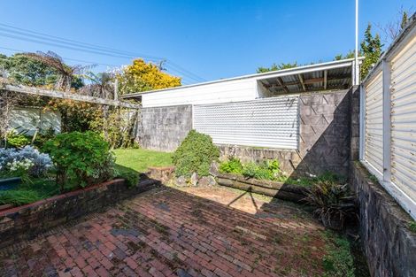 Photo of property in 69 Willerton Avenue, New Lynn, Auckland, 0600