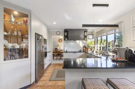 Photo of property in 14 Lansell Drive, East Tamaki Heights, Auckland, 2016