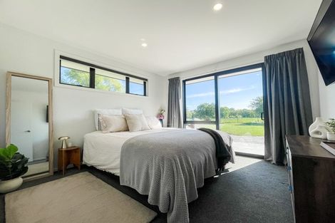 Photo of property in 11 Edinburgh Street, Green Island, Dunedin, 9018