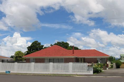 Photo of property in 66 Alverston Street, Waterview, Auckland, 1026
