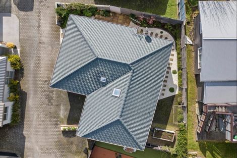 Photo of property in 10 Terrace Avenue, Mount Maunganui, 3116