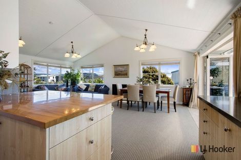 Photo of property in 19 Wakanoi Place, Bowentown, Waihi Beach, 3177
