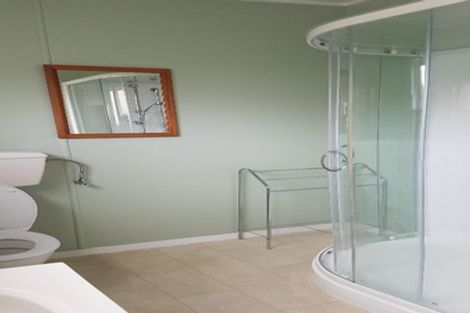 Photo of property in 2/62 Cuba Street, Petone, Lower Hutt, 5012