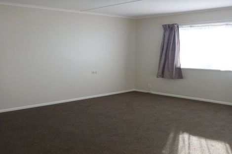 Photo of property in 33a-b Clevedon Road, Papakura, 2110