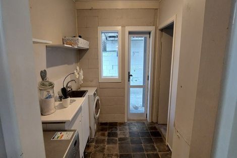 Photo of property in 45 Riverhills Avenue, Pakuranga Heights, Auckland, 2010