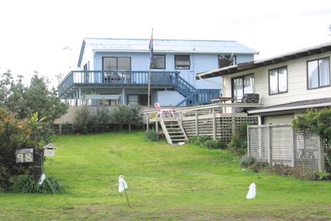 Photo of property in 98 Ocean Beach Road, Tairua, 3508