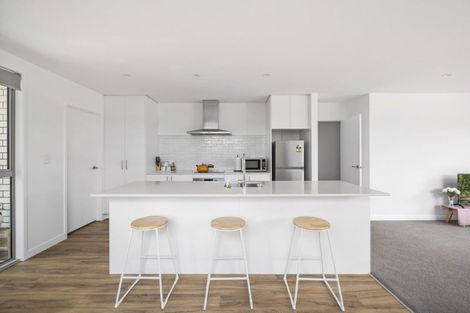 Photo of property in 14 Papaka Lane, Poike, Tauranga, 3112