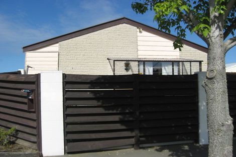Photo of property in 2/6 Northfield Road, Casebrook, Christchurch, 8051