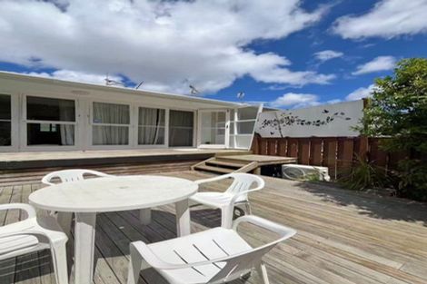 Photo of property in 2/33 Hamlin Road, Mount Wellington, Auckland, 1060