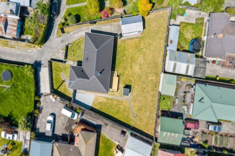 Photo of property in 23 Lambeth Crescent, Northcote, Christchurch, 8052