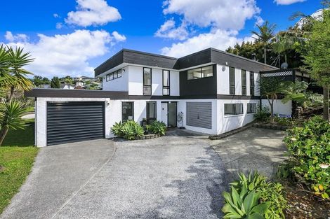Photo of property in 29 Sandiacre Way, Browns Bay, Auckland, 0630