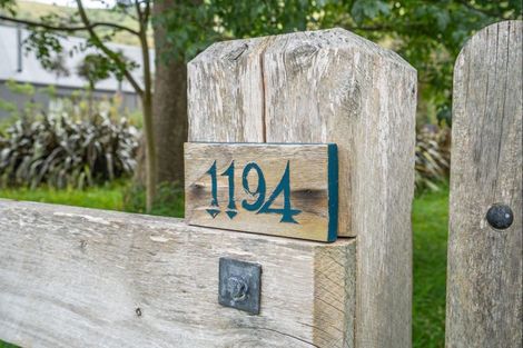 Photo of property in 1194 Okains Bay Road, Okains Bay, 7583