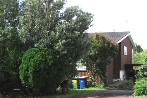 Photo of property in 21 Spence Road, Henderson, Auckland, 0612