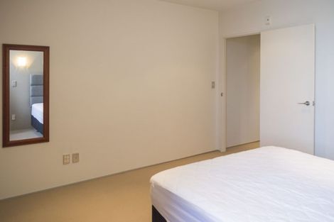 Photo of property in Sanctum Apartment, 10 Ebor Street, Te Aro, Wellington, 6011