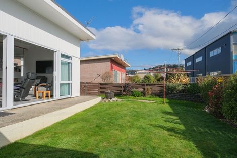 Photo of property in 1 Josephine Street, Caversham, Dunedin, 9012