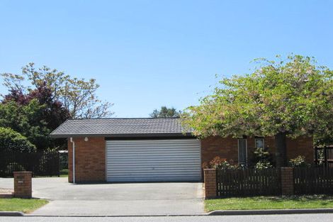 Photo of property in 250 West Belt, Rangiora, 7400