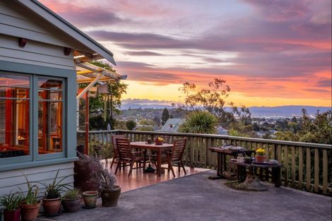 Photo of property in 83 Cleveland Terrace, Nelson, 7010