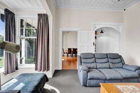 Photo of property in 120 Manawapou Road, Hawera, 4610