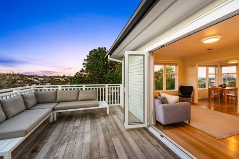 Photo of property in 1/58 Corunna Road, Milford, Auckland, 0620