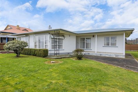 Photo of property in 591 Queen Street East, Levin, 5510