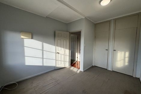 Photo of property in 17 Gray Avenue, Mangere East, Auckland, 2024
