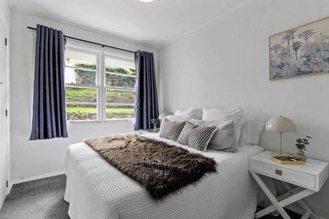 Photo of property in 41 Bassett Road, Johnsonville, Wellington, 6037