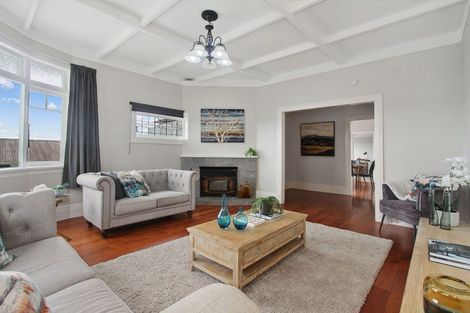 Photo of property in 32 Mellsop Avenue, Waiuku, 2123