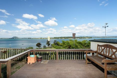 Photo of property in 87 Harbour View Road, Omokoroa, 3114