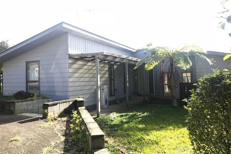 Photo of property in 47 Beechdale Crescent, Pakuranga Heights, Auckland, 2010