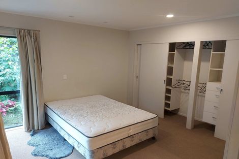 Photo of property in 15 Wainoni Heights, Greenhithe, Auckland, 0632