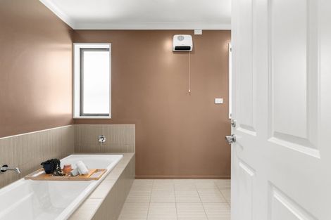 Photo of property in 20 Longspur Avenue, Wigram, Christchurch, 8025