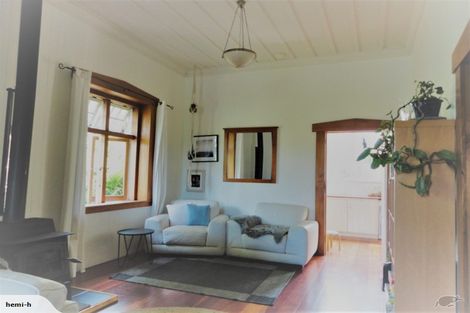 Photo of property in 20 Government Road, Raglan, 3225